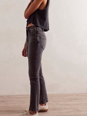 NWOT Free People We The Free Low Maintenance Mid Rise Boot Jeans
